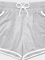 Dámske šortky s kontrastným lemovaním svetlo sivé (8K208-2)