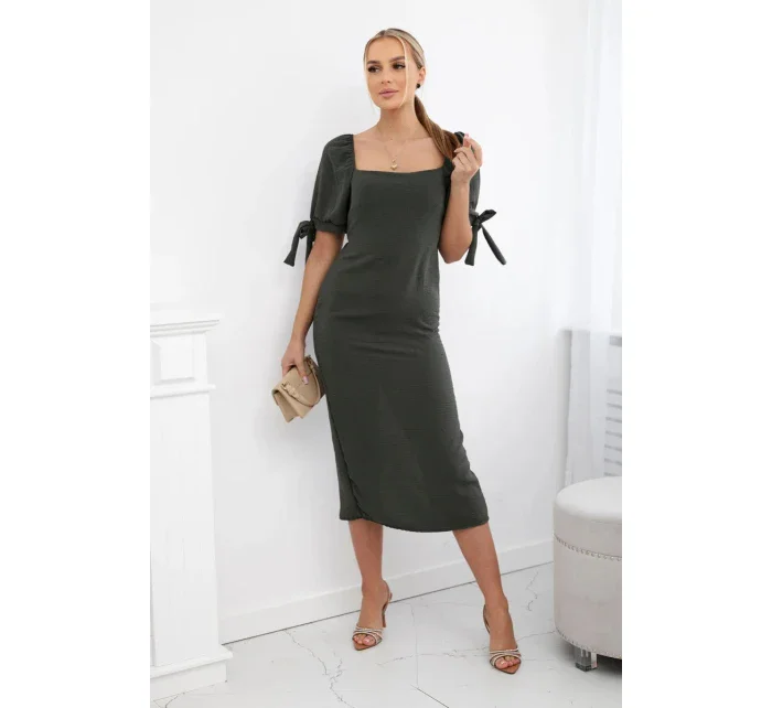 Šaty s viazanými rukávmi khaki Šaty s viazanými rukávmi khaki