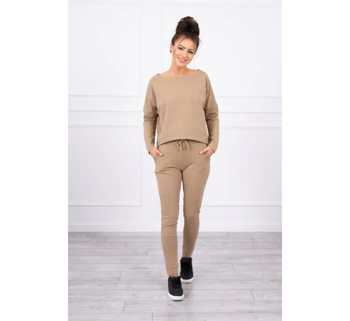Souprava s oversize halenkou camel Souprava s oversize halenkou camel