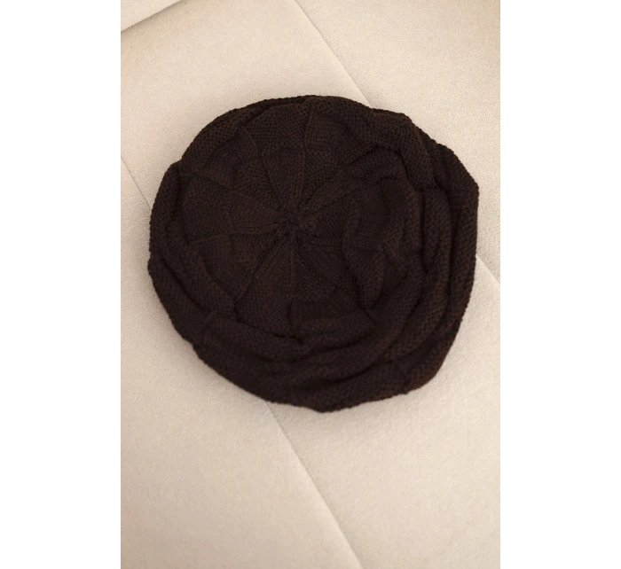 Dámská zimní čepice z vlny s ozdobným pletením a  hnědá model 21878089 - K-Fashion