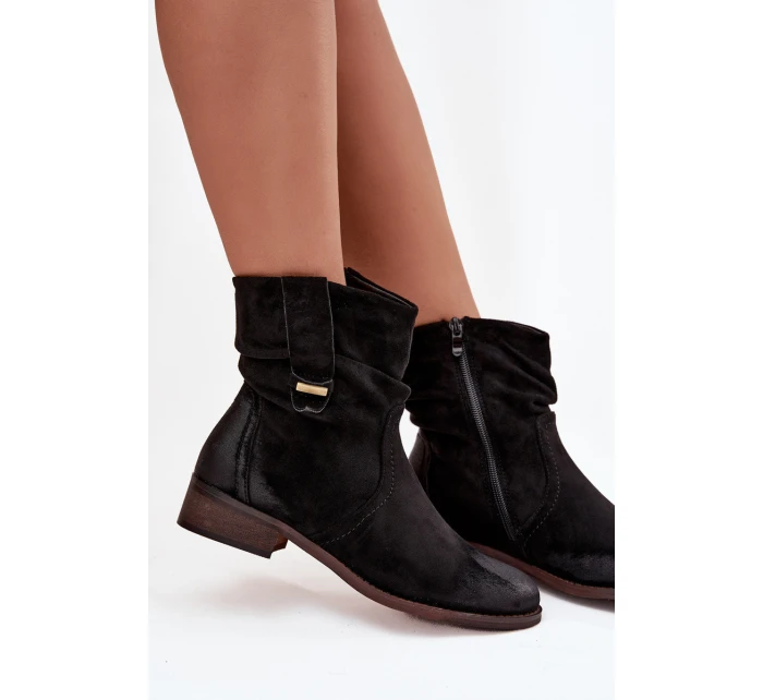 Dámské kotníkové boty na nízkém podpatku s vyhřívané černé model 21718633 - EVENTO Dámské kotníkové boty na nízkém podpatku s vyhřívané černé model 21718633 - EVENTO