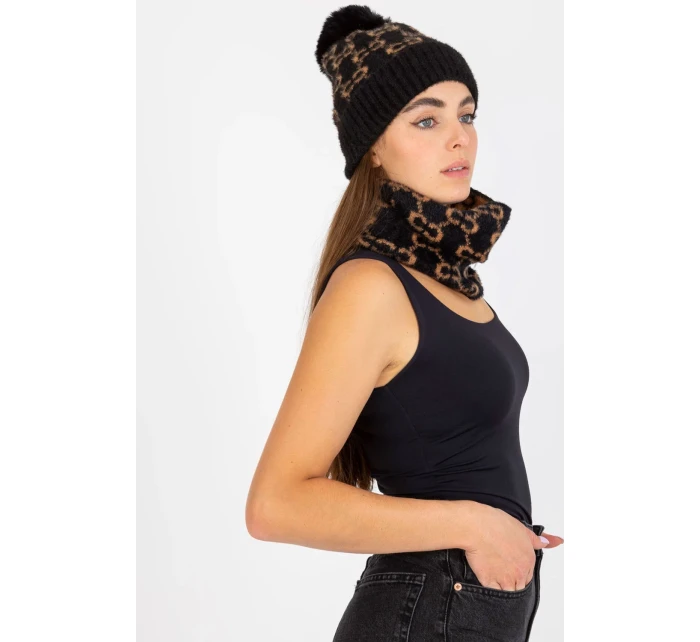 Čiapka model 185911 AT