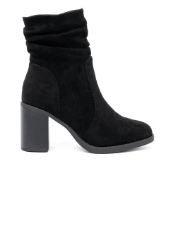 Klasické  kotníčkové boty černé dámské na širokém podpatku