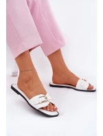 Ploché Dámské Pantofle Se Zlatou Přezkou Bílé model 21689698 - Boto Ploché Dámské Pantofle Se Zlatou Přezkou Bílé model 21689698 - Boto