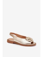 Kožené Ploché Sandály S Ozdobou model 21701887 Zlaté - CheBello