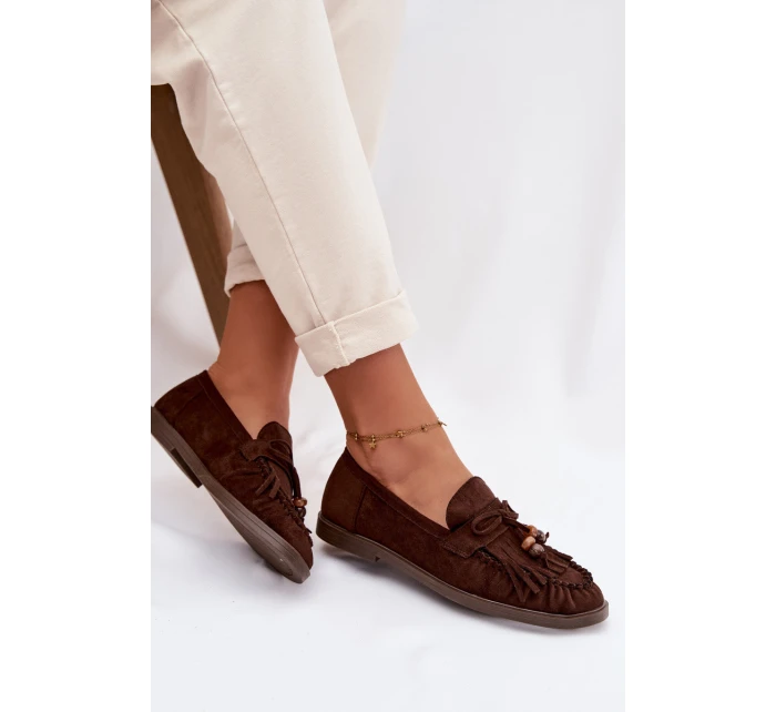 Ženské mokasíny s třásněmi a korálky Čokoládové model 21937642 - Boto Ženské mokasíny s třásněmi a korálky Čokoládové model 21937642 - Boto
