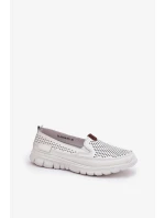 Dámske perforované baleríny z prírodnej kože Vinceza - biele