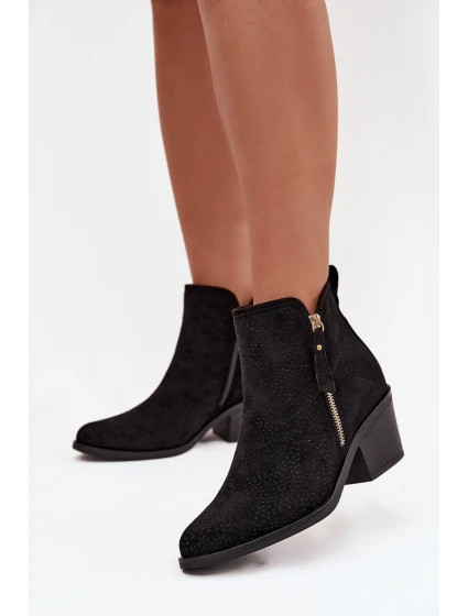 Dámské kovbojky na podpatku model 21713530 Černé - S.Barski Dámské kovbojky na podpatku model 21713530 Černé - S.Barski