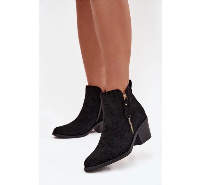 Dámské kovbojky na podpatku model 21713530 Černé - S.Barski Dámské kovbojky na podpatku model 21713530 Černé - S.Barski