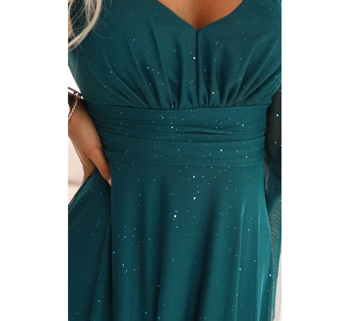 Dlouhé lehké třpytivé šaty s výstřihem a rukávy zelené model 21802212 - numoco basic Dlouhé lehké třpytivé šaty s výstřihem a rukávy zelené model 21802212 - numoco basic