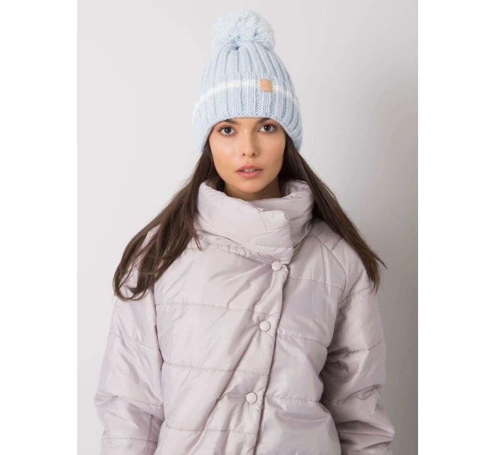 Dámska čiapka 92 svetlo modrá