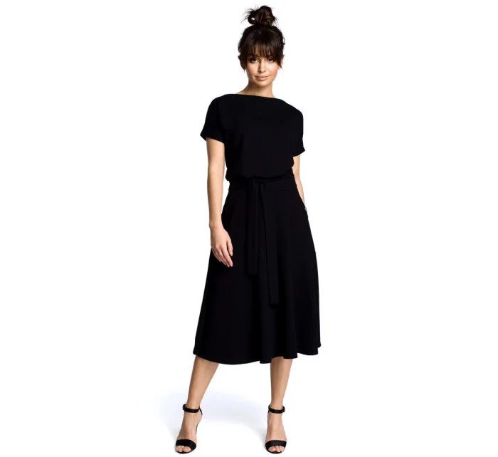 Dámské šaty model 18945085 černé - BeWear