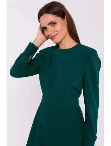 Rozšířené šaty s páskem zelené model 20774194 - STYLOVE Rozšířené šaty s páskem zelené model 20774194 - STYLOVE