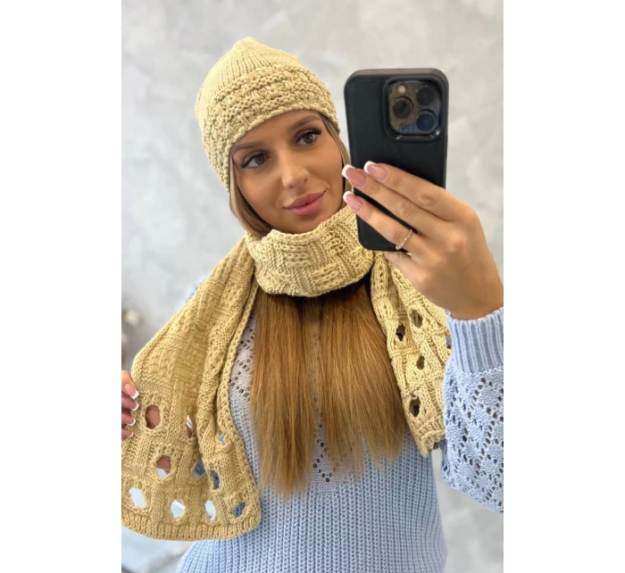 Dámska súprava so šálom Maja K327 beige
