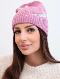 Dámska zimná pletená čiapka s ozdobným zirkónovým pásom K402 tmavo ružová