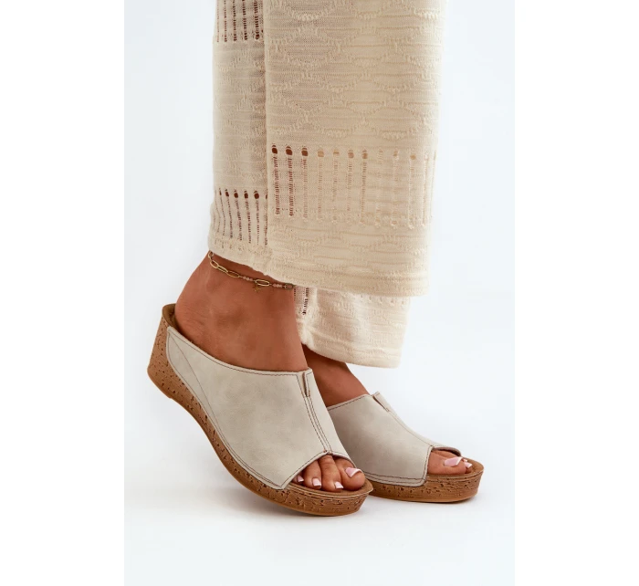 Pohodlné Dámské Sandály Na  Béžové model 21665731 - Inblu