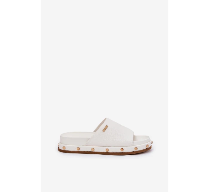 Klapki Damskie Na Platformie Z Ćwiekami Big Star RR274216 Białe Klapki Damskie Na Platformie Z Ćwiekami Big Star RR274216 Białe