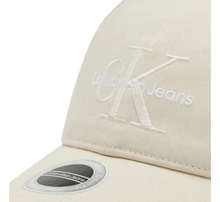 Jeans Kšiltovka s model 19715365 - Calvin Klein Jeans Kšiltovka s model 19715365 - Calvin Klein