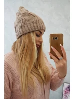 Fleecová čepice tmavě béžová model 18750805 - K-Fashion Fleecová čepice tmavě béžová model 18750805 - K-Fashion