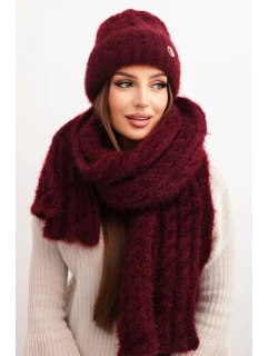 Dámska súprava čiapky a šálu s pruhom a ozdobou bordová