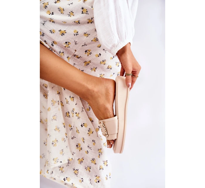 Dámské módní kožené pantofle Béžová model 21588185 - S.Barski Dámské módní kožené pantofle Béžová model 21588185 - S.Barski