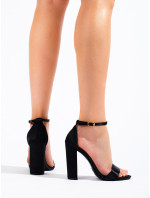 Pekné dámske čierne sandále na širokom podpätku