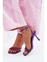 Sandále na podpätku model 226911 Vykročte štýlovo