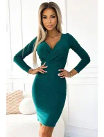 387-7 Priliehavé šaty s dlhými rukávmi a obálkovým výstrihom - ZELENÉ s trblietkami 387-7 Priliehavé šaty s dlhými rukávmi a obálkovým výstrihom - ZELENÉ s trblietkami
