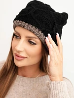 Dámska zimná čiapka z vlny s pleteným vzorom K443 black + cappuccino