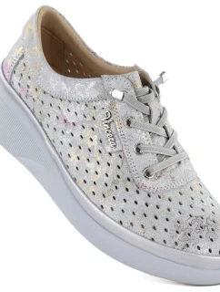 Dámske kožené čižmy na podpätku sivé Vinceza 79603