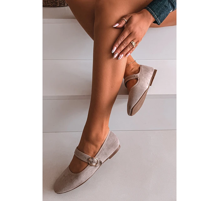 Baleríny s páskem a zlatým sponou Béžové Kelisa