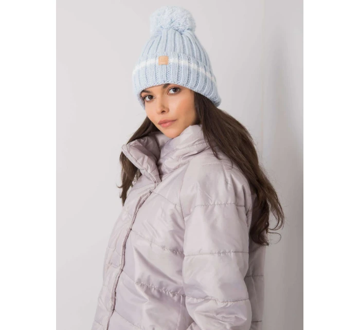 Dámska čiapka 92 svetlo modrá