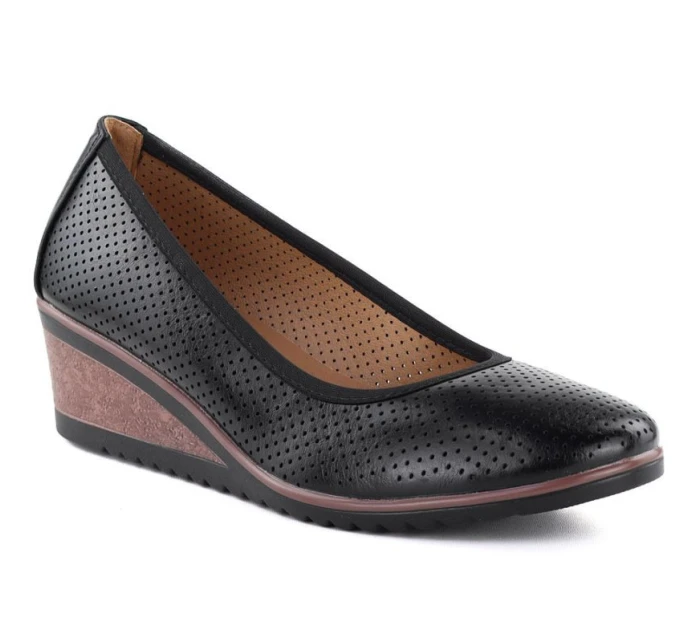 Dámske lodičky na platforme čierne Vinceza 58629