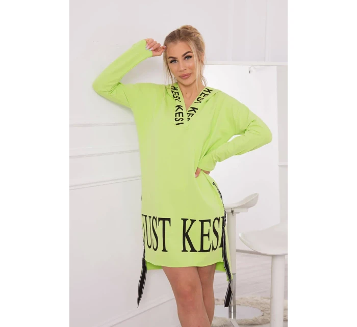 Šaty s kapucňou a potlačou pistácie Šaty s kapucňou a potlačou pistácie