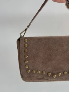 Semišová kožená kabelka s cvočkami - béžová Rhenna
