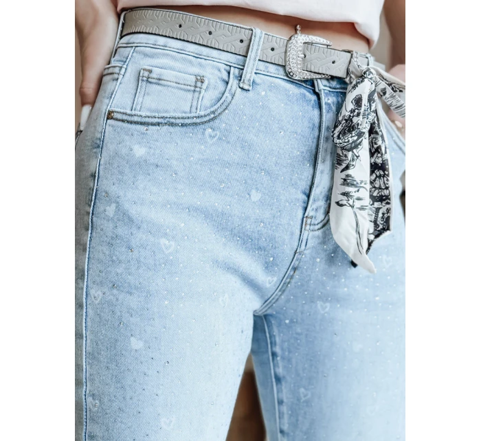 Dámské džínové kalhoty slim fit střihu s páskem blue Dstreet model 21984768 - FashionStreet Dámské džínové kalhoty slim fit střihu s páskem blue Dstreet model 21984768 - FashionStreet