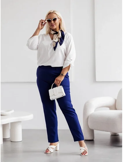 Tmavě modré elegantní dámské kalhoty plus size model 19761525 - Moon Tmavě modré elegantní dámské kalhoty plus size model 19761525 - Moon