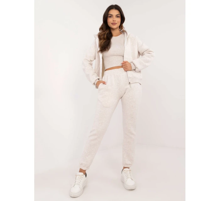 Súprava EM KMPL 862.28 svetlo béžová Súprava EM KMPL 862.28 svetlo béžová