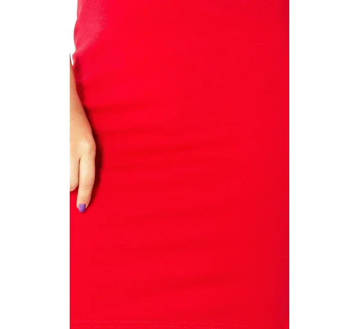 Červené šaty s ve výstřihu model 4976879 - numoco Červené šaty s ve výstřihu model 4976879 - numoco