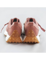 Růžové sportovní boty s řetízkem model 17209347