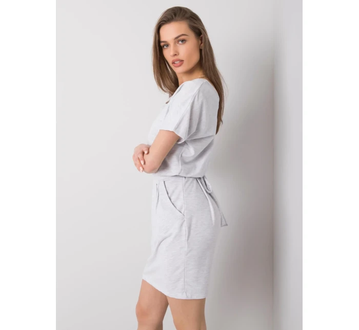 RV šaty SK 6339.10X svetlosivé RV šaty SK 6339.10X svetlosivé