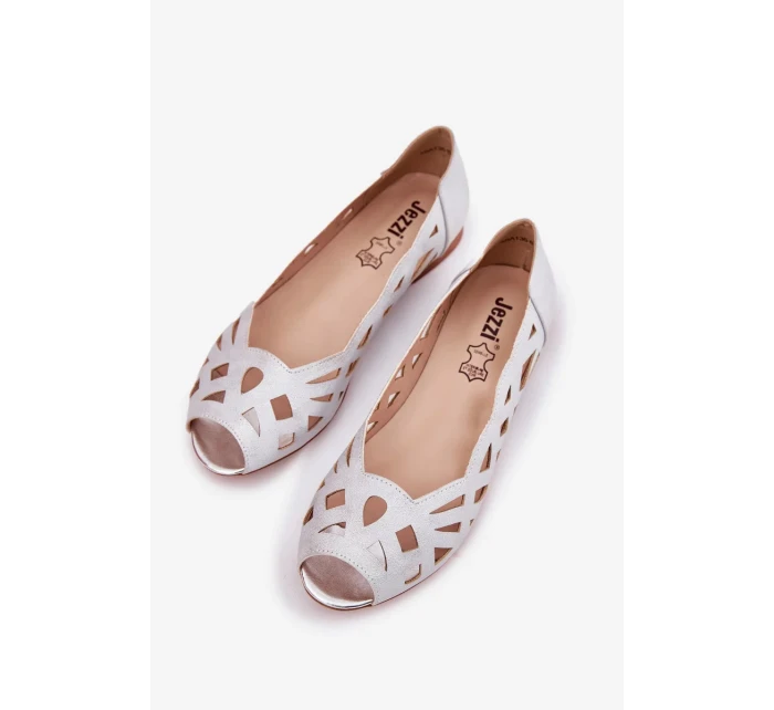 Dámske perforované baleríny Calgis s otvorenou špičkou - strieborné