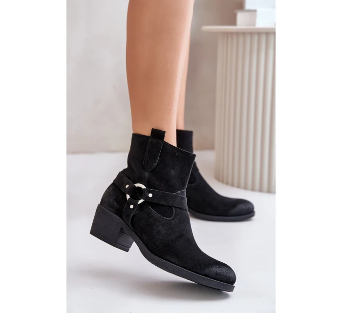 Topánky na podpätku model 201177 Krok vo veľkom štýle