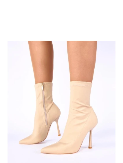 Topánky na podpätku model 222900 Solea