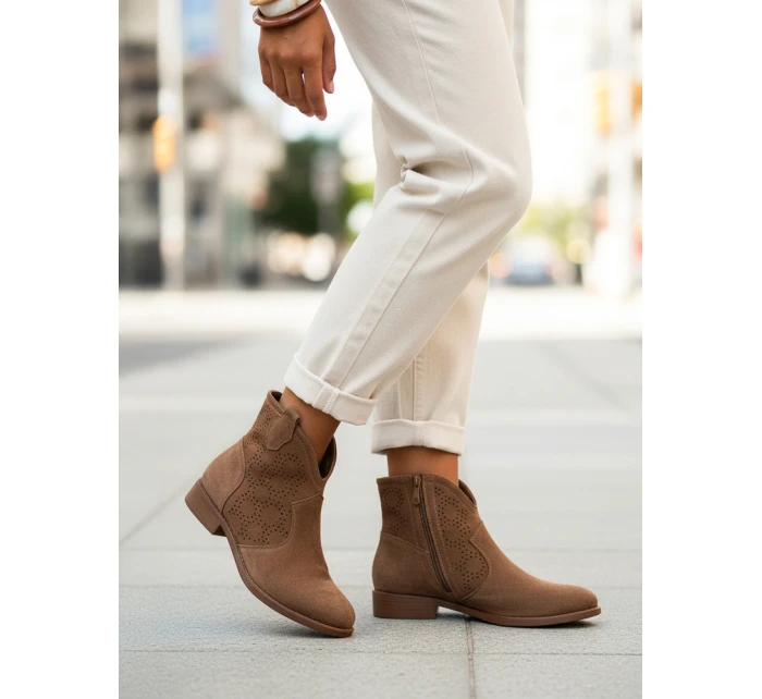 Botki damskie coffee Dstreet model 21998262 - FashionStreet