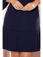 Tmavě modré pohodlné dámské plisované šaty model 16279783 - numoco Tmavě modré pohodlné dámské plisované šaty model 16279783 - numoco