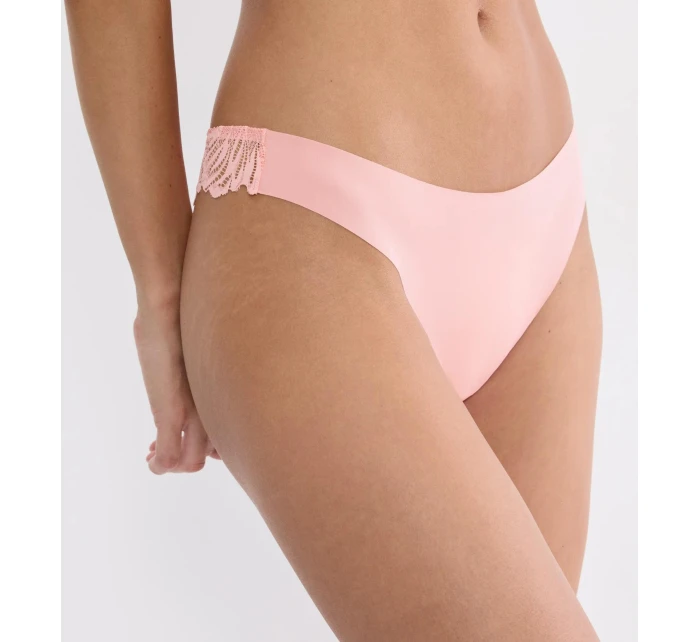 Pretty Micro String - STRAWBERRY CREAM - TRIUMPH STRAWBERRY CREAM - TRIUMPH