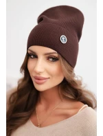 Dámska čiapka z modalu a viskózy s ozdobným gombíkom hnedá Dámska čiapka z modalu a viskózy s ozdobným gombíkom hnedá