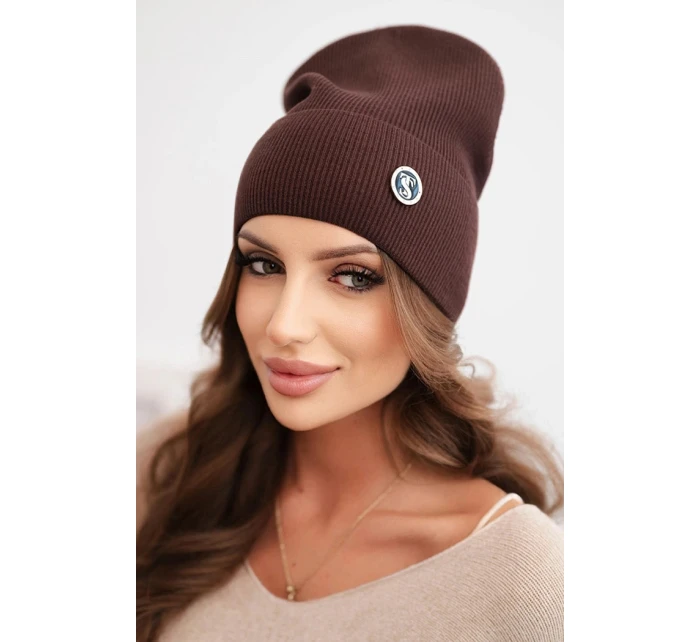 Dámska čiapka z modalu a viskózy s ozdobným gombíkom hnedá Dámska čiapka z modalu a viskózy s ozdobným gombíkom hnedá