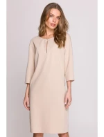Šaty uvolněného střihu s výstřihem s  béžové model 20966085 - STYLOVE
